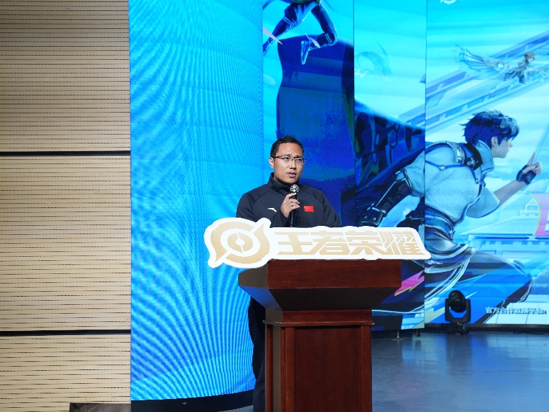 副经理张营致辞_副本.jpg 副经理张营致辞_副本.jpg